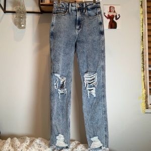 Hollister Medium Acid Wash Mom Jeans